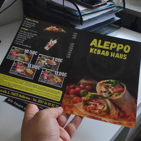 Mehrseitige Speisekarten und Gastronomie-Falzflyer gedruckt von General Werbung Services
