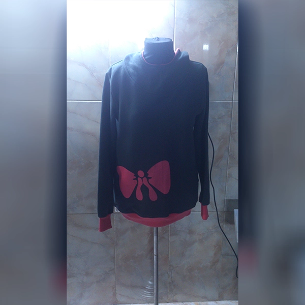 Individuell bedruckter Hoodie und Pullover mit Textildruck und siebdruck von General Werbung Services